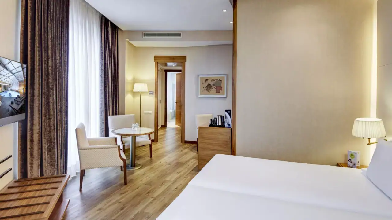 Sercotel Sorolla Palace